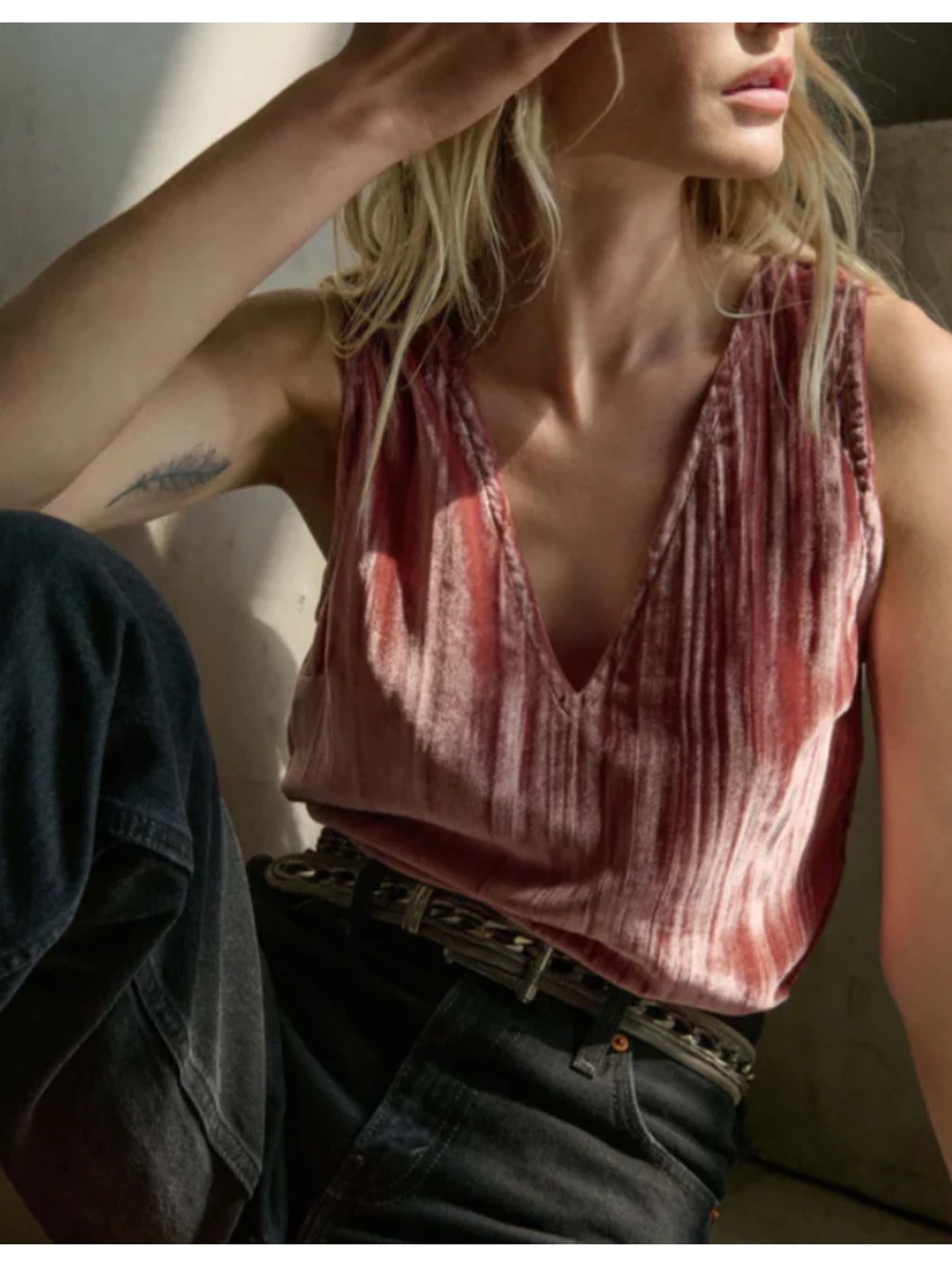 Velvet V-Neck Sleeveless Top in Dusty Rose